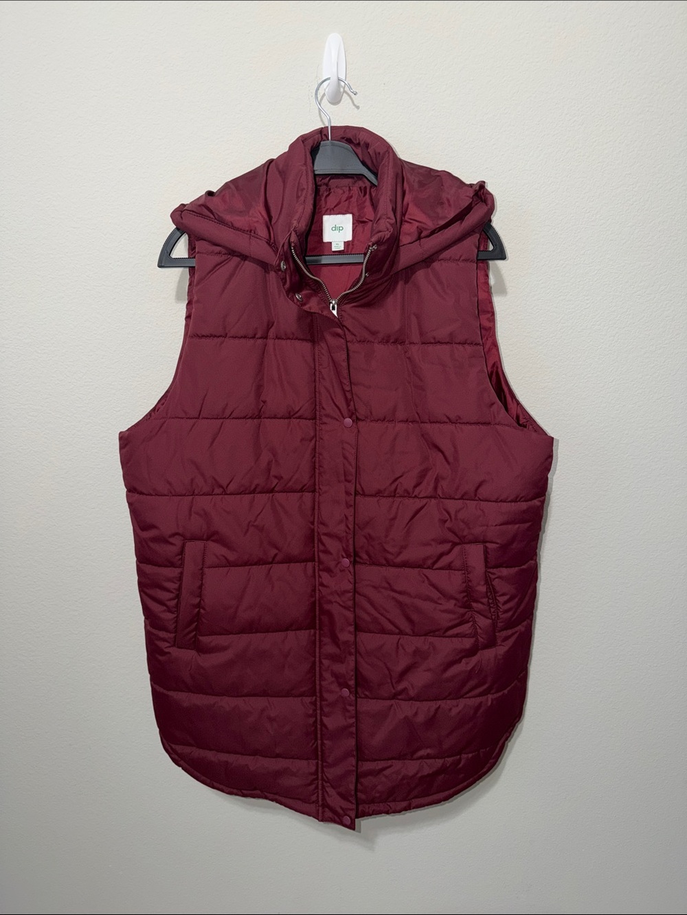 NWOT dip Quilted Burgundy Hooded Puffer Vest